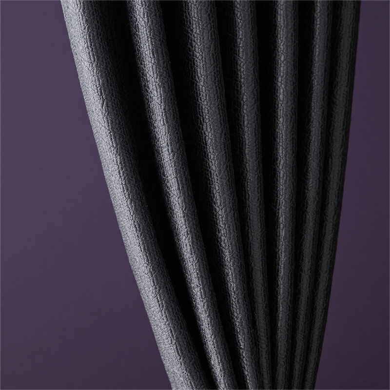 Black (Dark Grayish Black)